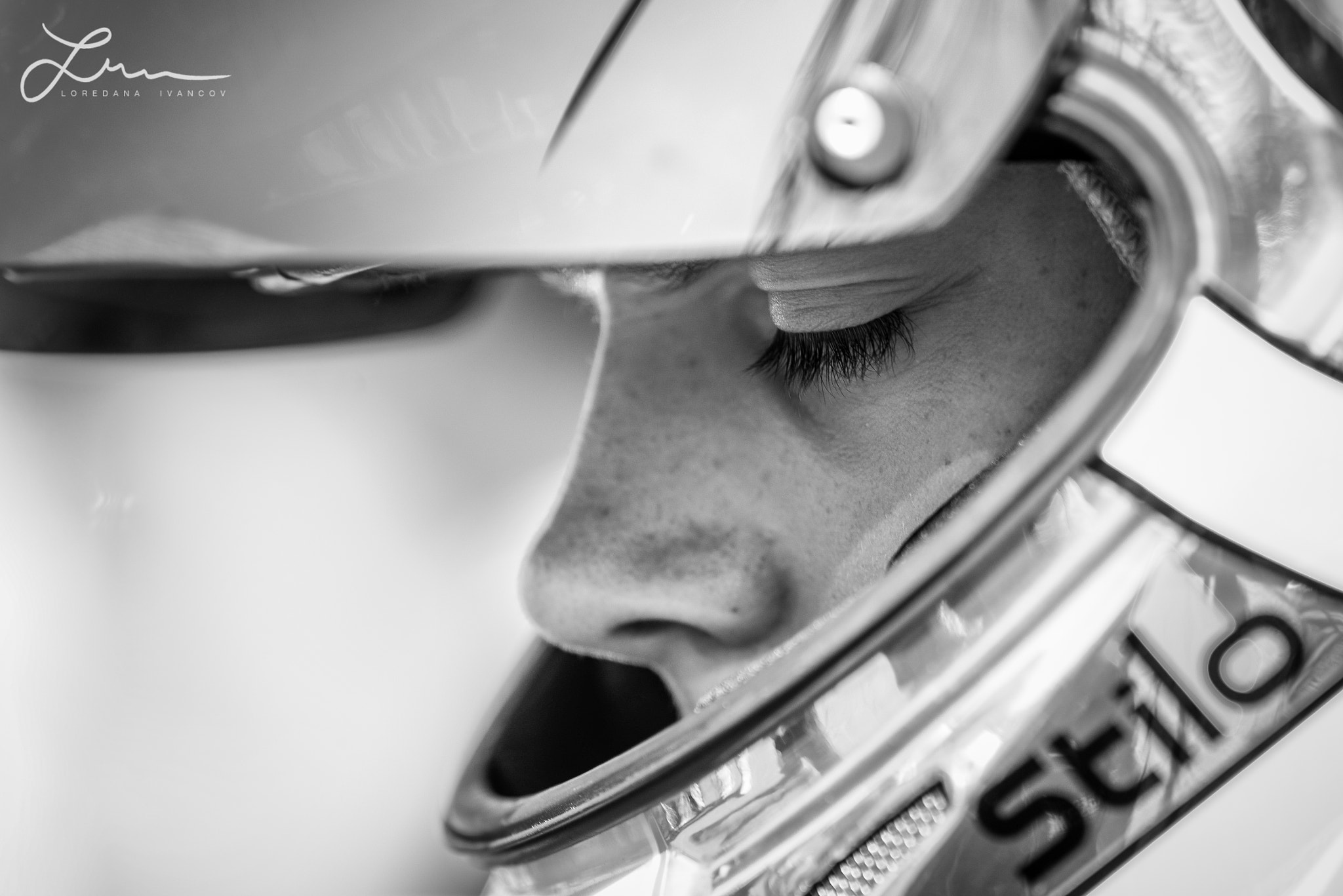 Nikon AF-S Nikkor 300mm F2.8G ED-IF VR sample photo. Karting photography