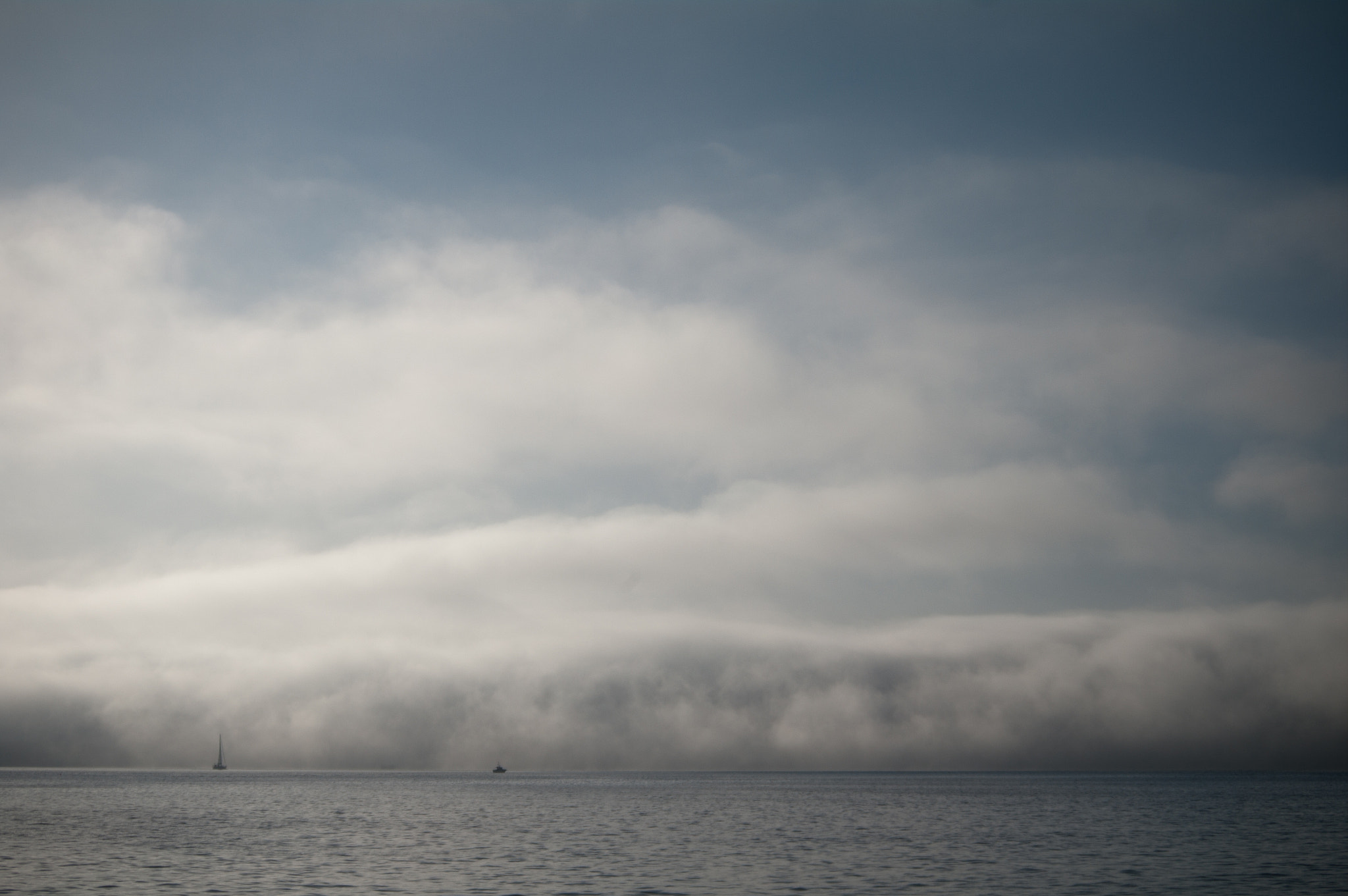 Pentax smc DA 50-200mm F4-5.6 ED WR sample photo. Banc de brume photography