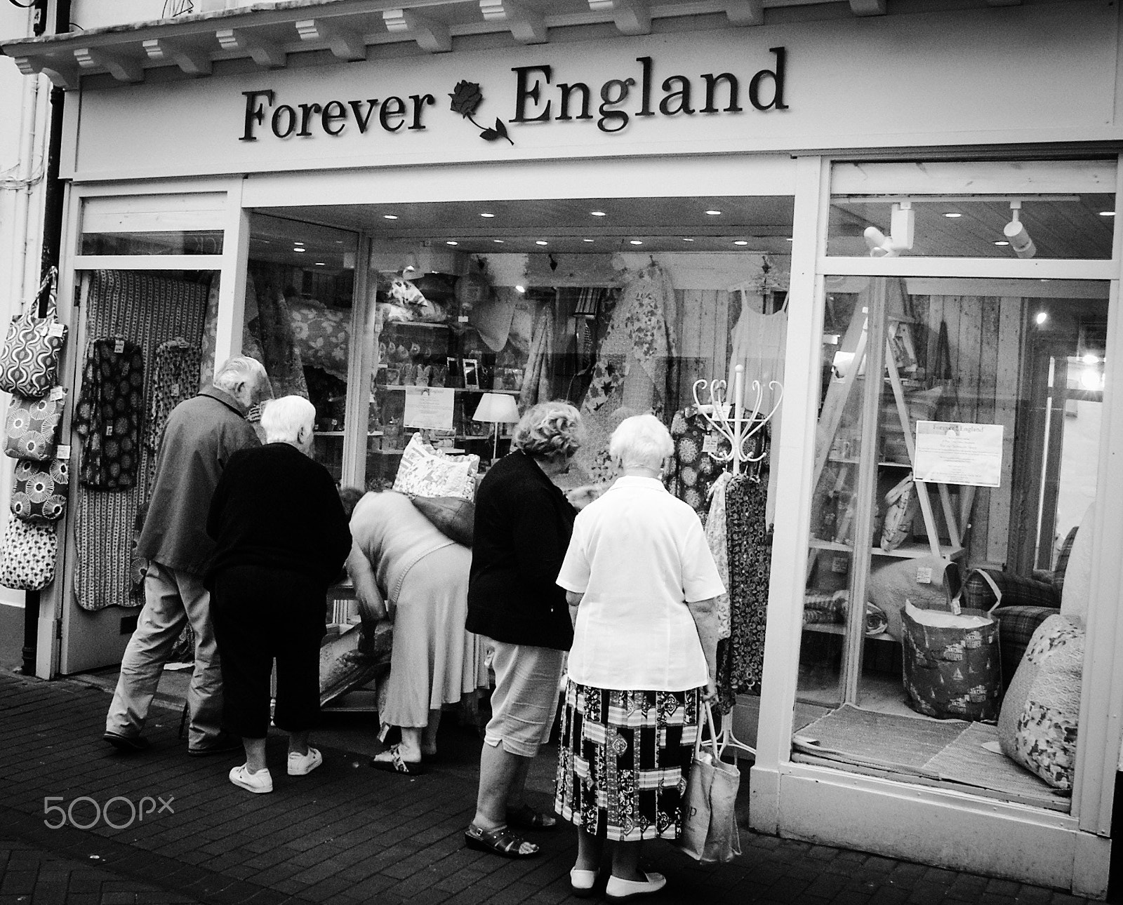 KONICA MINOLTA DiMAGE 7Hi sample photo. Forever england photography