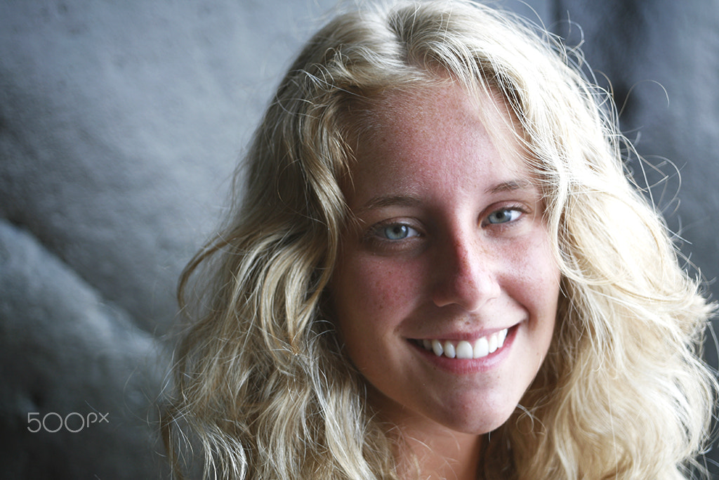 Canon EF 28-80mm f/2.8-4L sample photo. Alexia photography