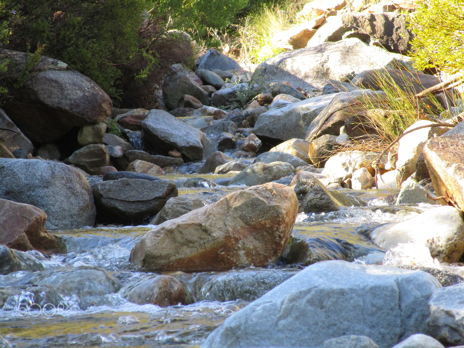 Canon PowerShot ELPH 190 IS (IXUS 180 / IXY 190) sample photo. Rivers flowing photography
