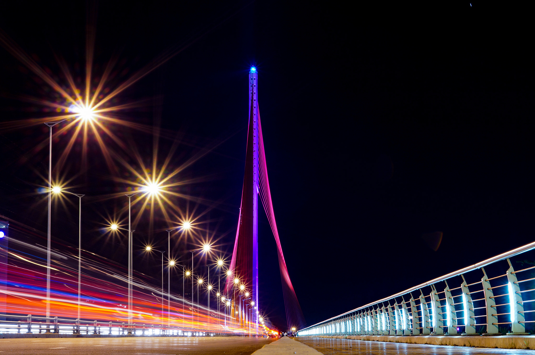 Sony Alpha NEX-6 + E 50mm F1.8 OSS sample photo. Tran thi ly bridge photography