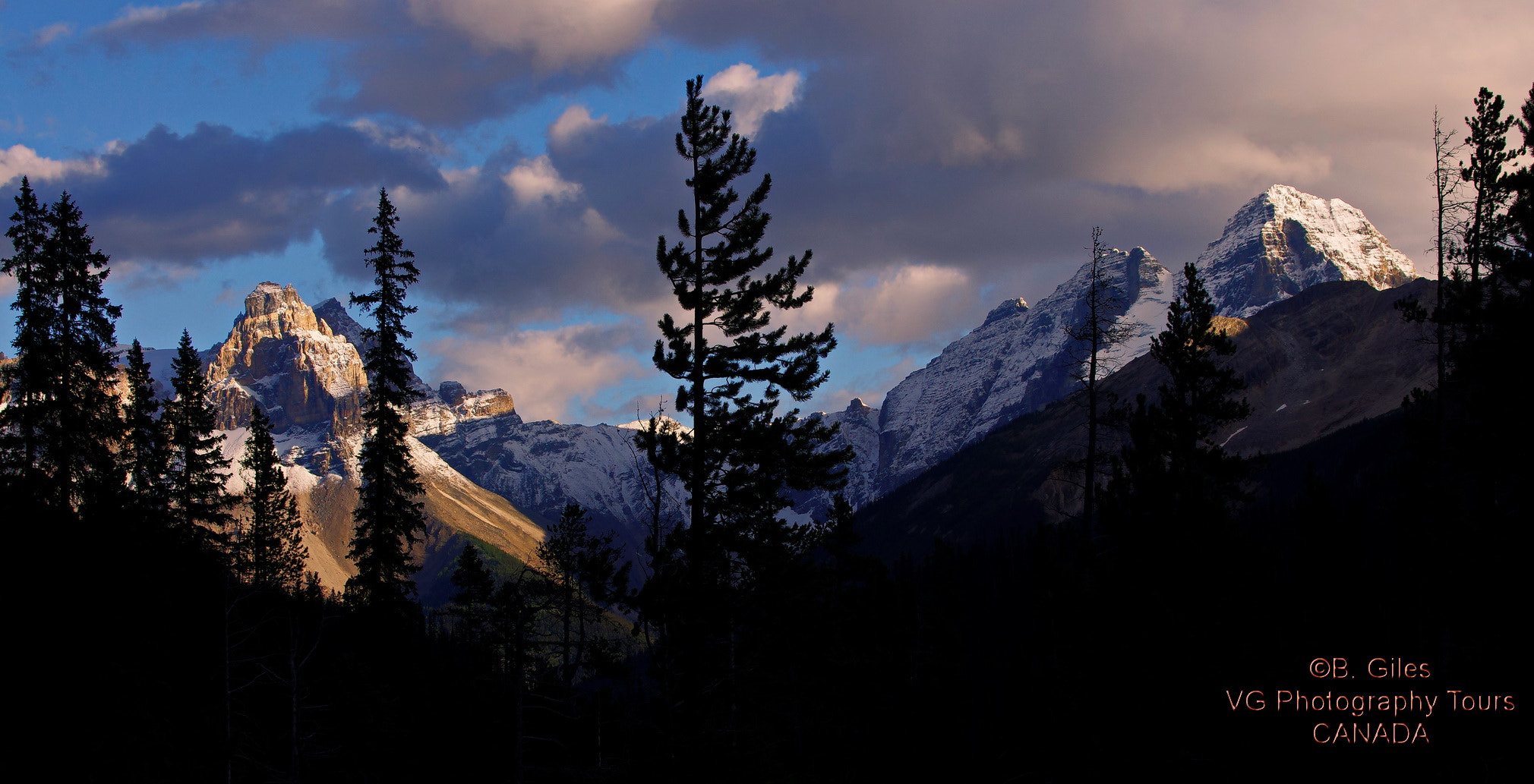 Pentax smc DA* 60-250mm F4.0 ED (IF) SDM sample photo. Cathedral crags last light photography