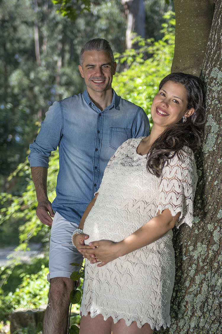 Nikon AF-S Nikkor 24-70mm F2.8G ED sample photo. Future parents photography