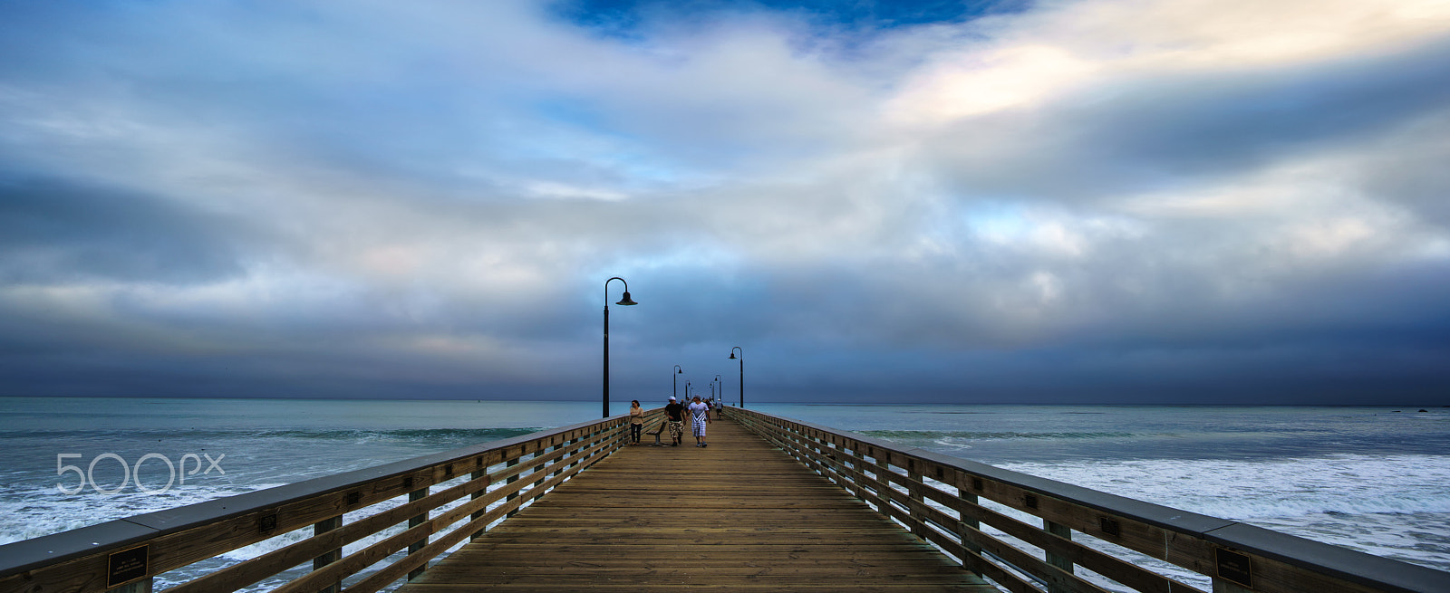 Sony a7R II + Voigtlander SUPER WIDE-HELIAR 15mm F4.5 III sample photo. Cayucos pier photography