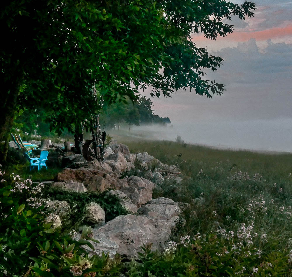 Panasonic Lumix DMC-GX85 (Lumix DMC-GX80 / Lumix DMC-GX7 Mark II) sample photo. The blue chair in the fog (of ) photography