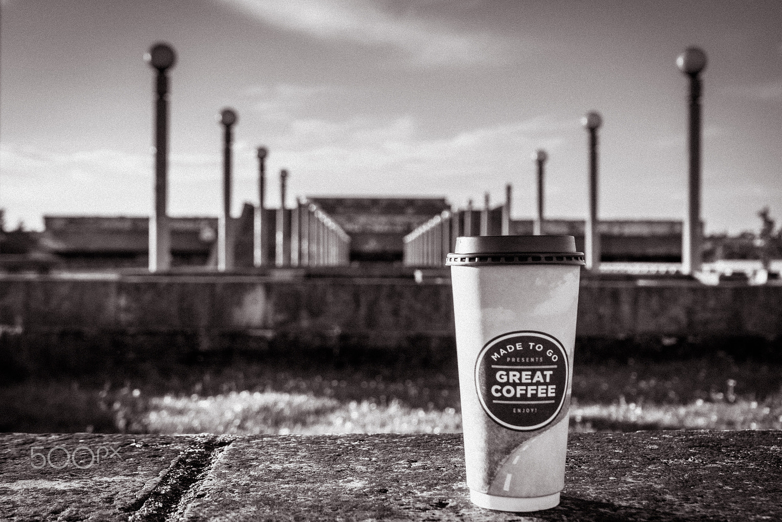 Sony a6000 + Sony FE 28-70mm F3.5-5.6 OSS sample photo. Coffee cup photography