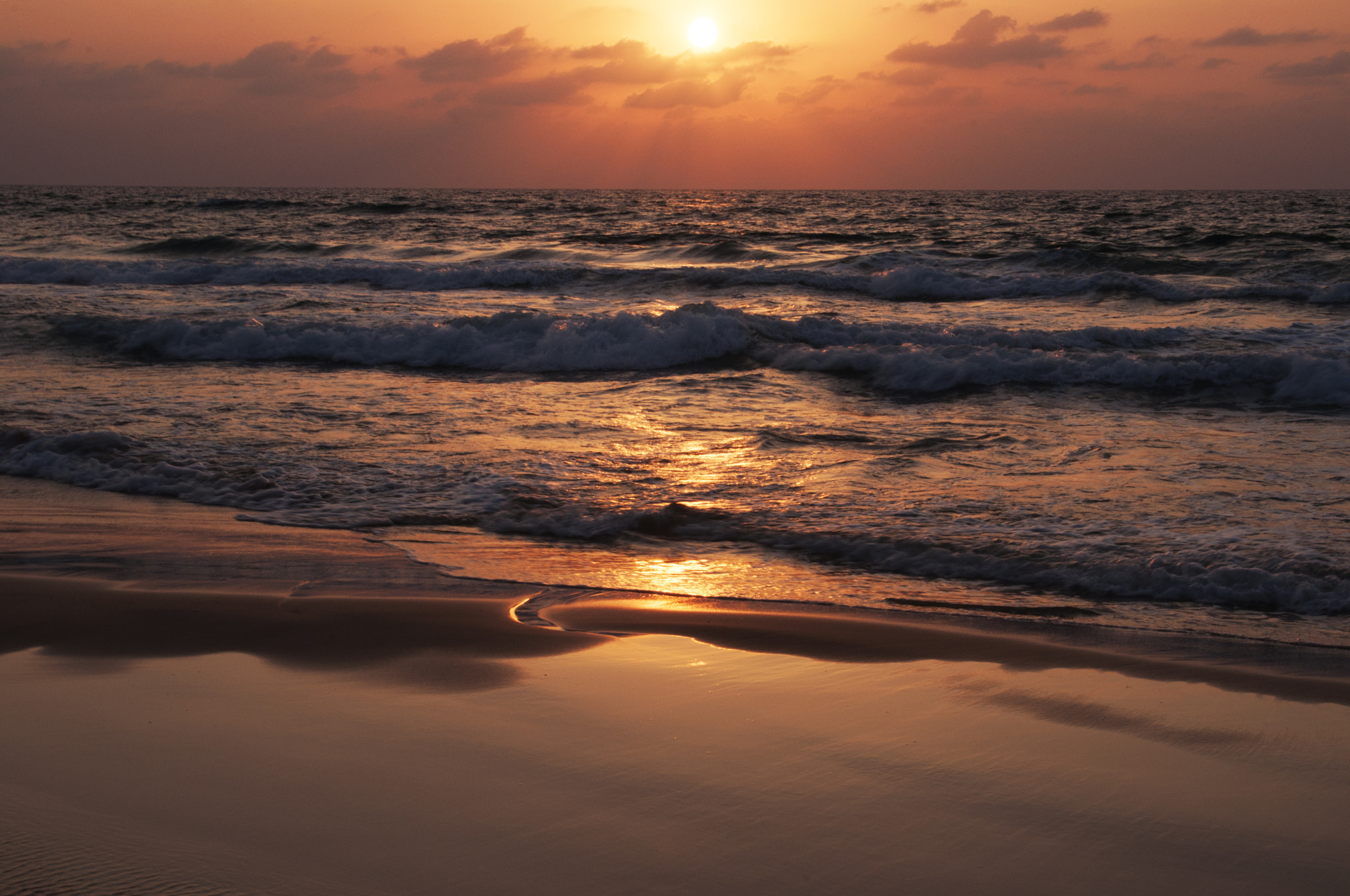 Nikon AF-S Nikkor 24-120mm F4G ED VR sample photo. Sunset photography