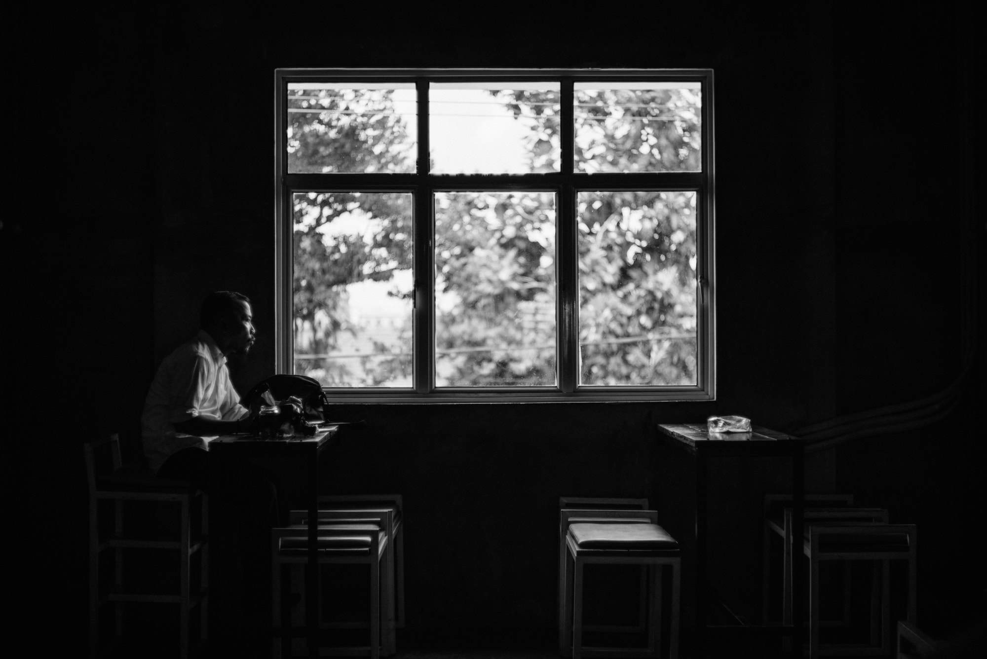 Summilux-M 1:1.4/50 sample photo. Lunch with grids and greens photography