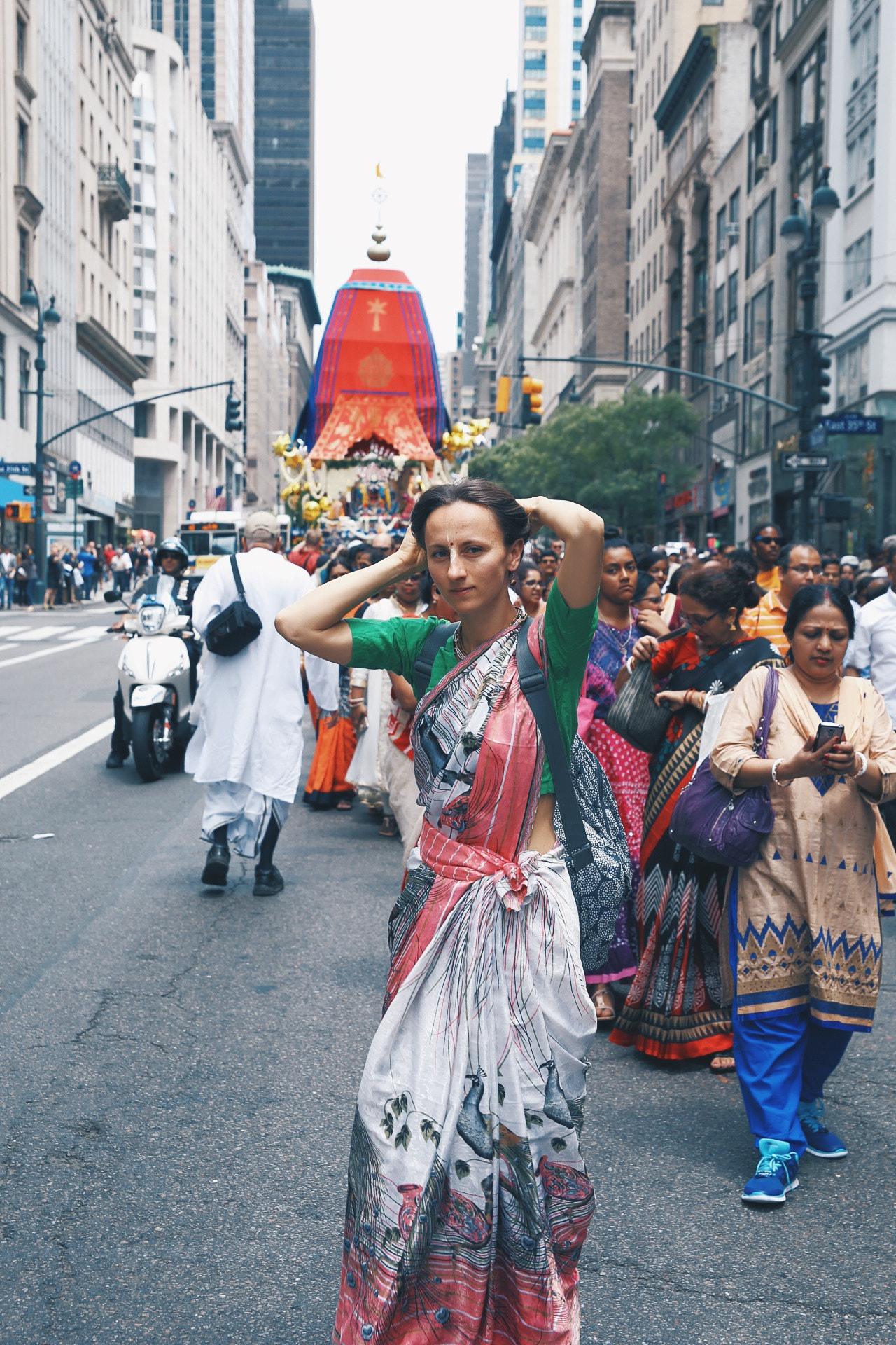 Canon EOS 6D + Canon 24-70mm sample photo. Candid photography