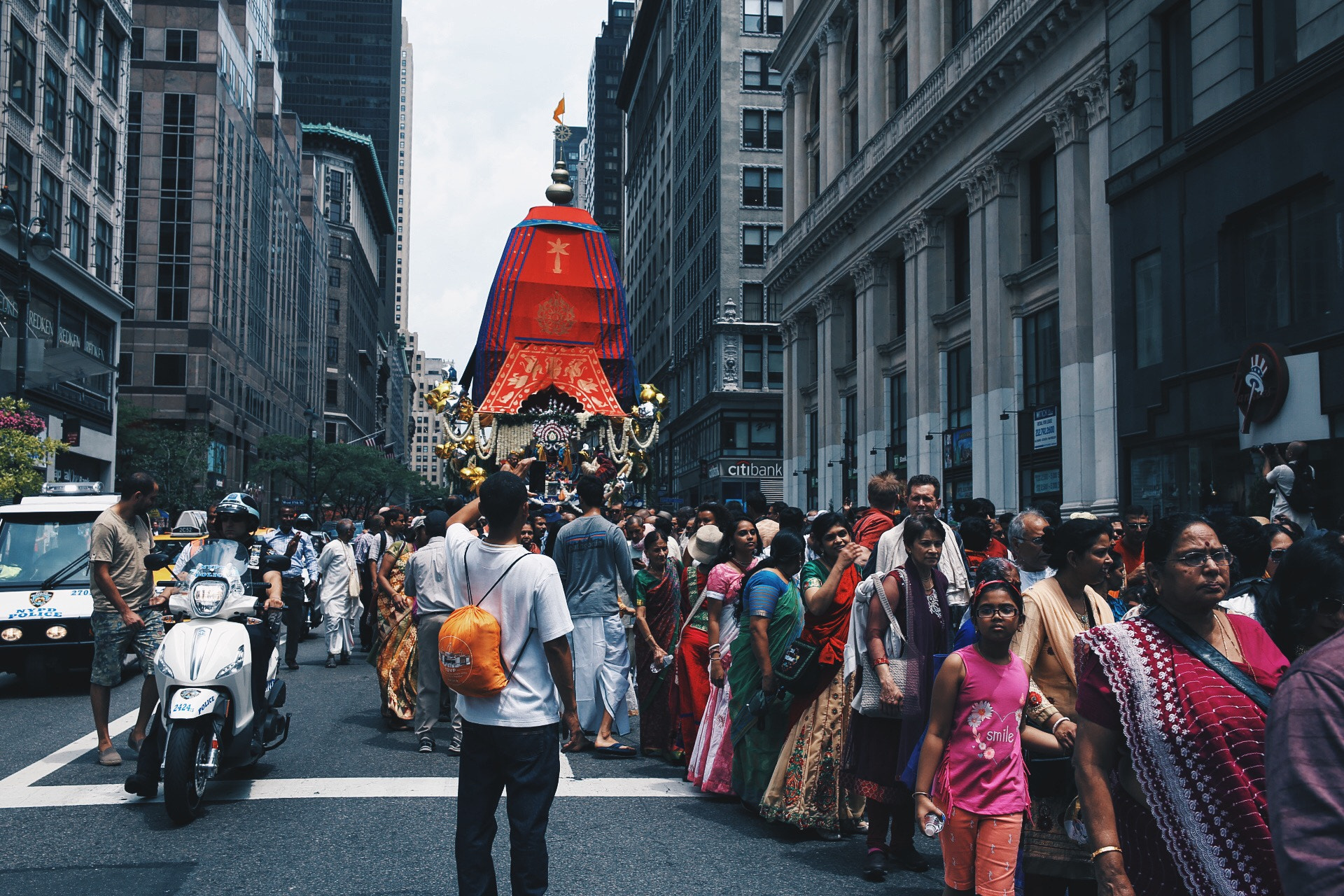 Canon EOS 6D + Canon 24-70mm sample photo. Modern day tradition photography