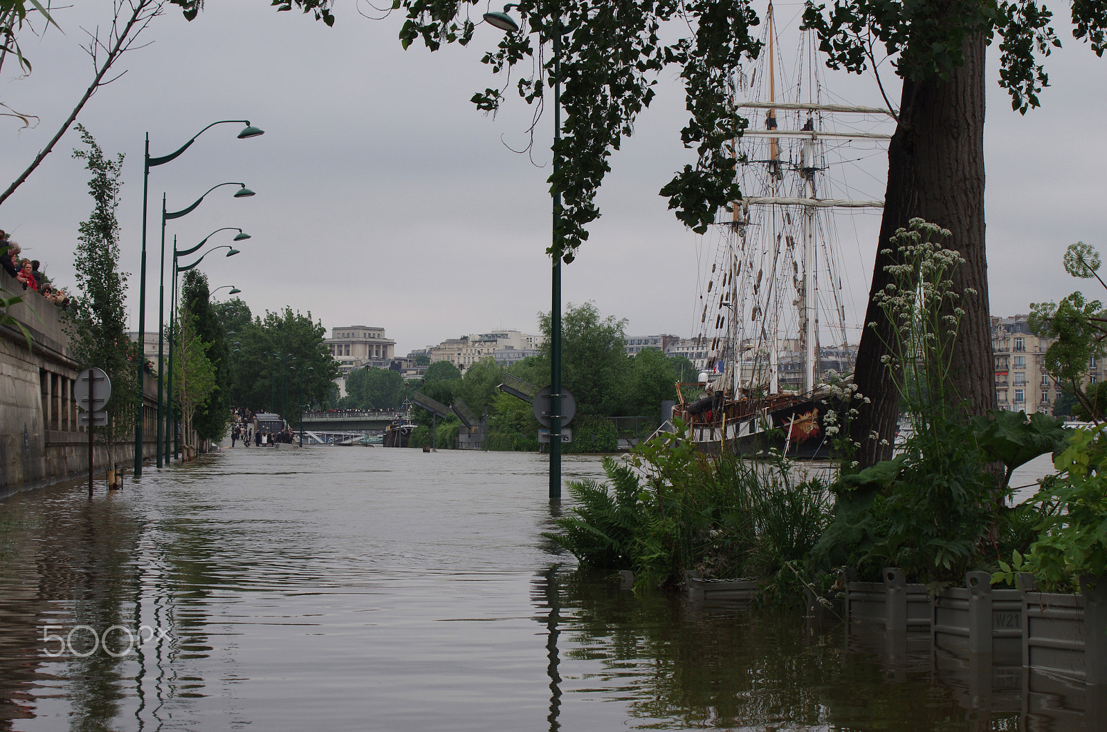 smc PENTAX-FA 28-80mm F3.5-5.6 sample photo. Paris seine inondations 2016 photography