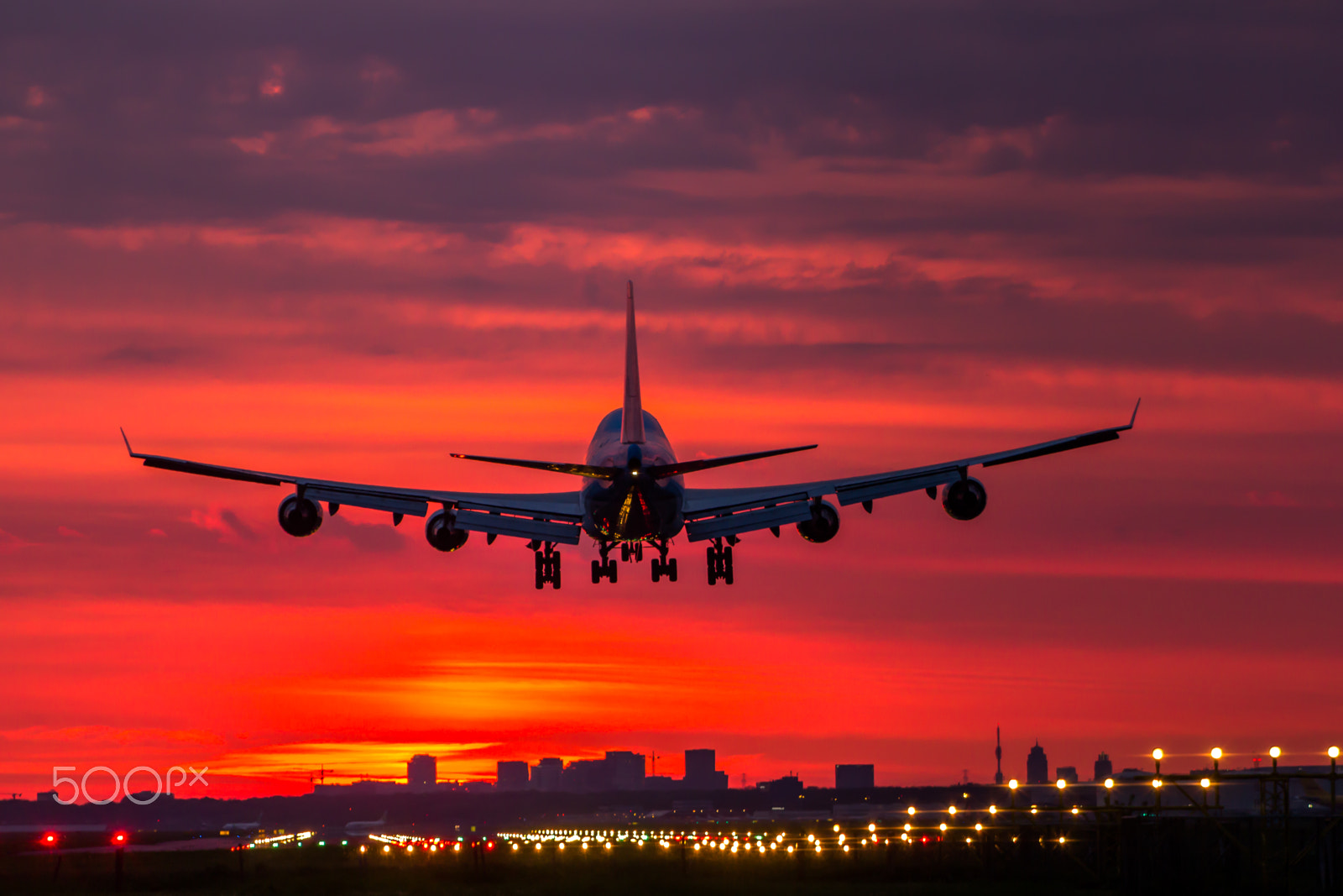 Canon EF 75-300mm f/4-5.6 USM sample photo. Arriving home in the early morning photography