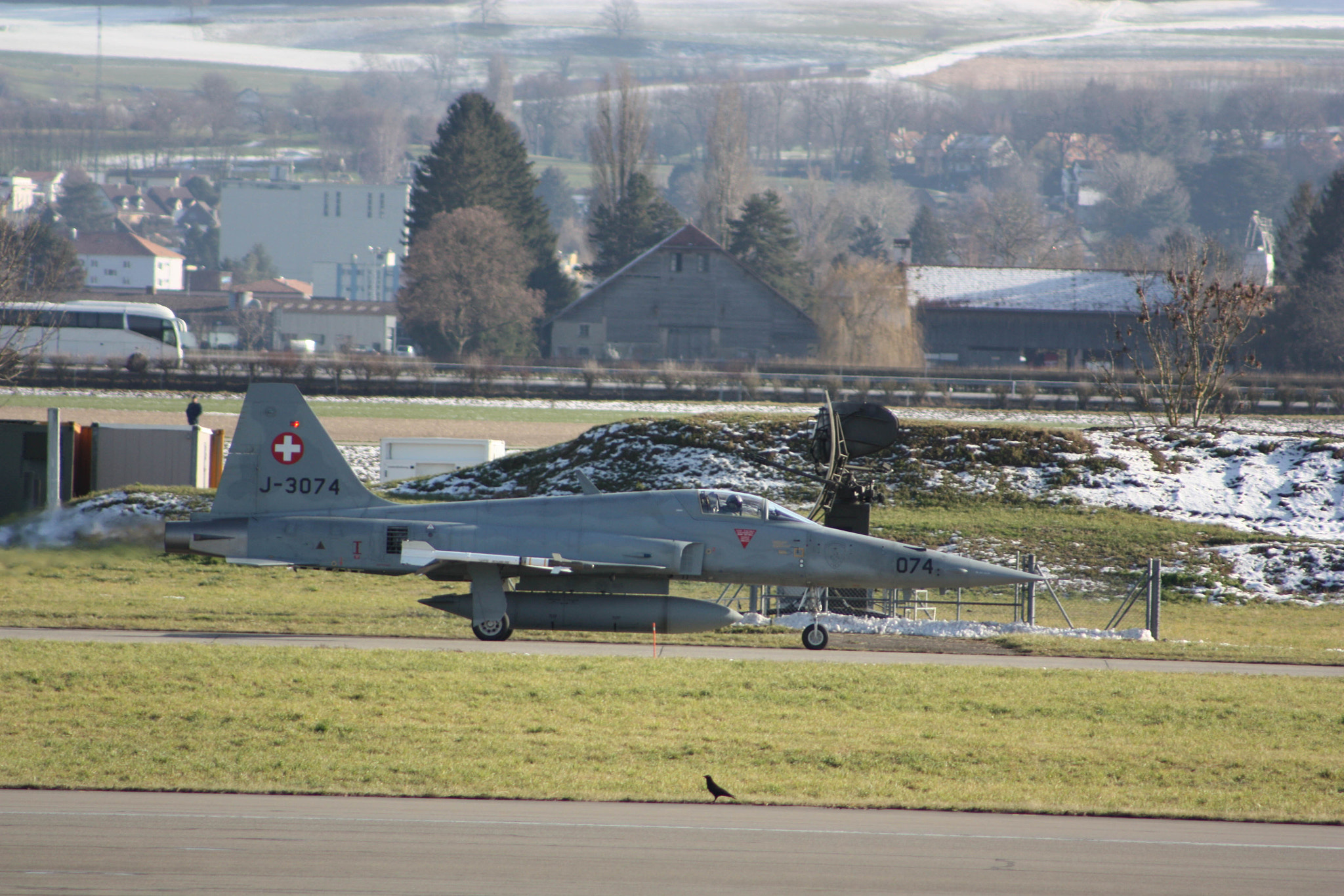 Canon EOS 450D (EOS Rebel XSi / EOS Kiss X2) + EF75-300mm f/4-5.6 sample photo. Wef 2016 payerne photography