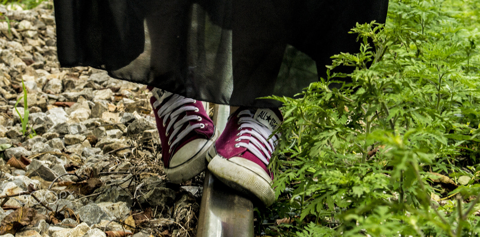 AF Zoom-Nikkor 35-80mm f/4-5.6D sample photo. All star sneakers photography
