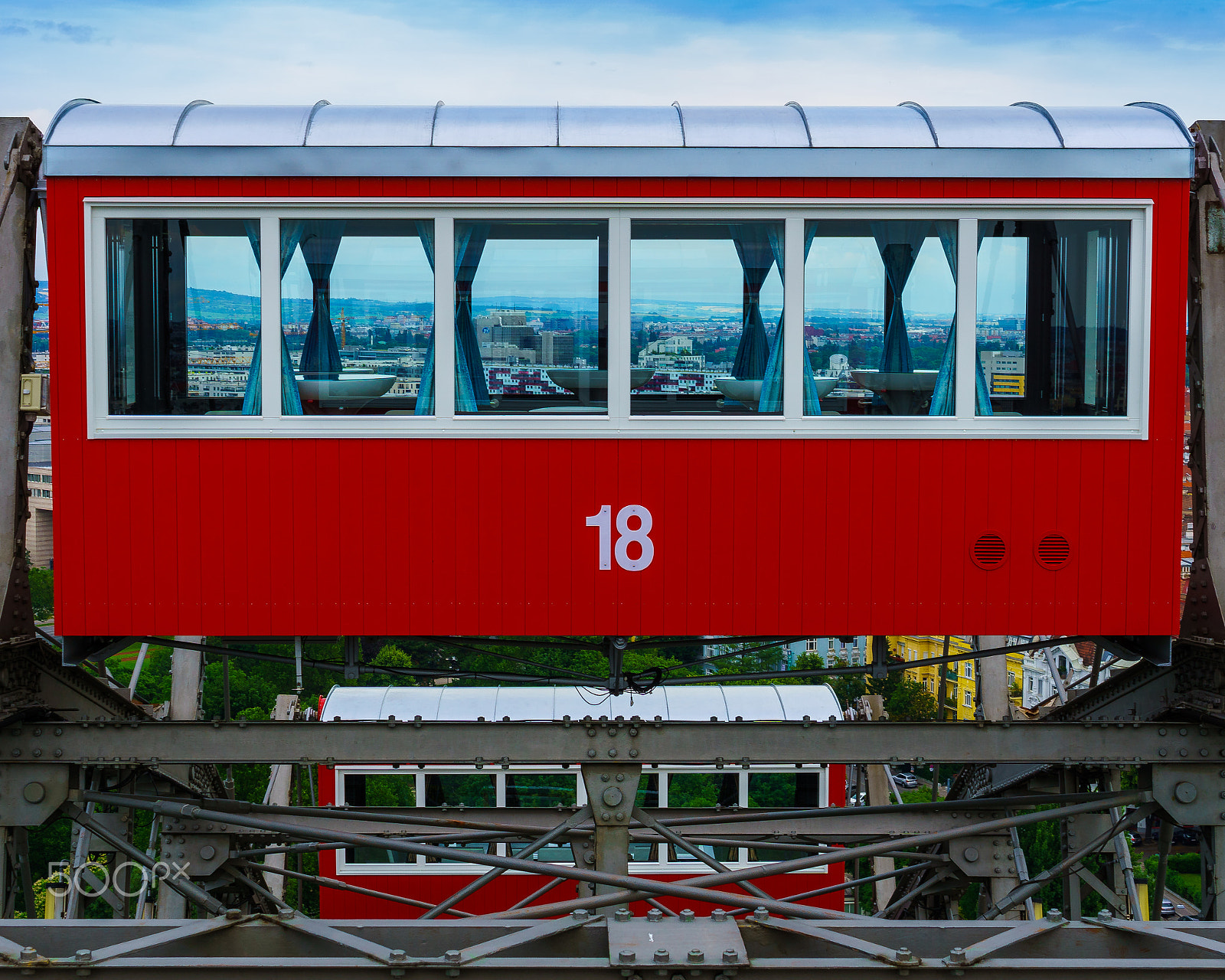 Sony ILCA-77M2 + Sony DT 35mm F1.8 SAM sample photo. Wiener riesenrad waggons photography