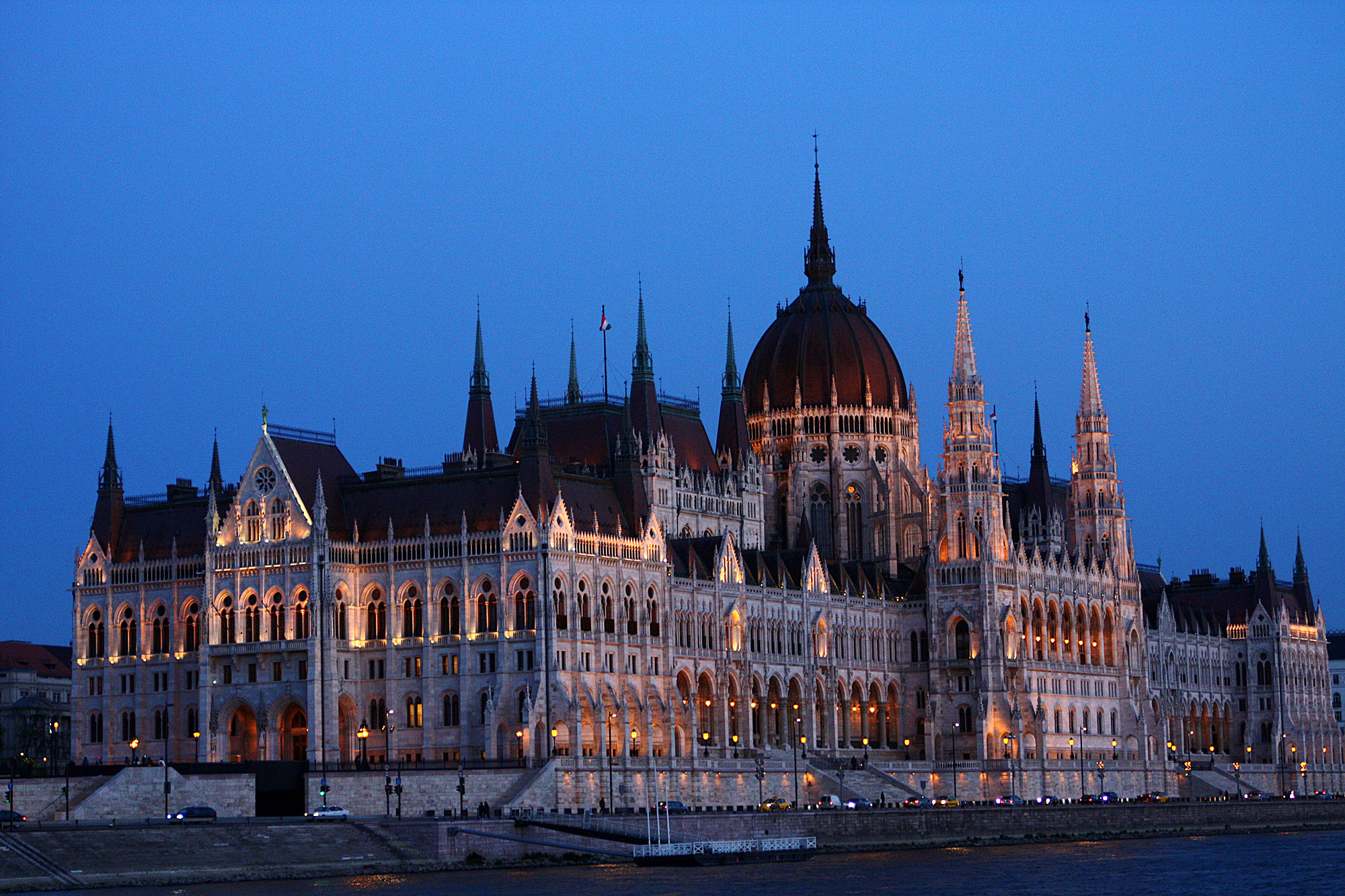 Canon EOS 450D (EOS Rebel XSi / EOS Kiss X2) sample photo. The house of parliament photography