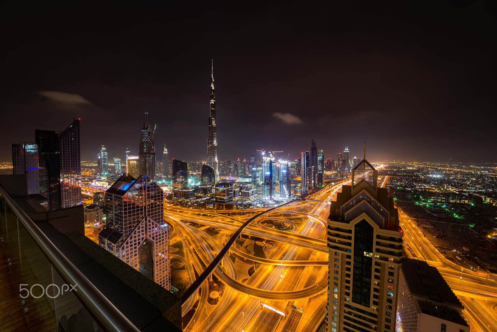 Nikon D610 + Sigma 12-24mm F4.5-5.6 II DG HSM sample photo. Rooftopping in dubai photography