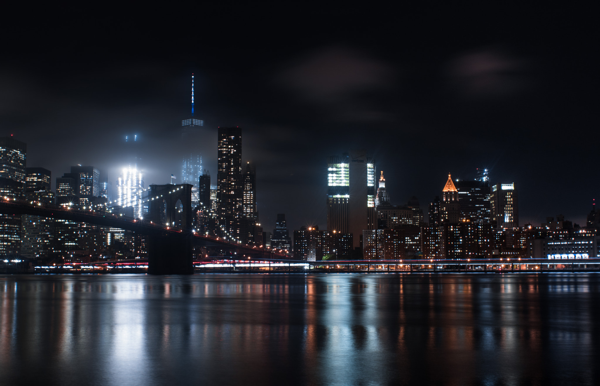 Canon EF 28mm F1.8 USM sample photo. Awake at night photography