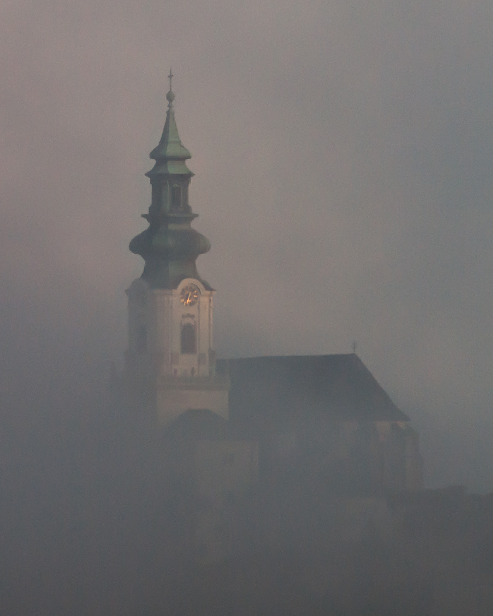 Olympus Zuiko Digital ED 70-300mm F4.0-5.6 sample photo. Morning haze photography