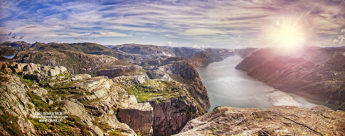 Nikon D4 + Sigma 15mm F2.8 EX DG Diagonal Fisheye sample photo. Preikestolen photography