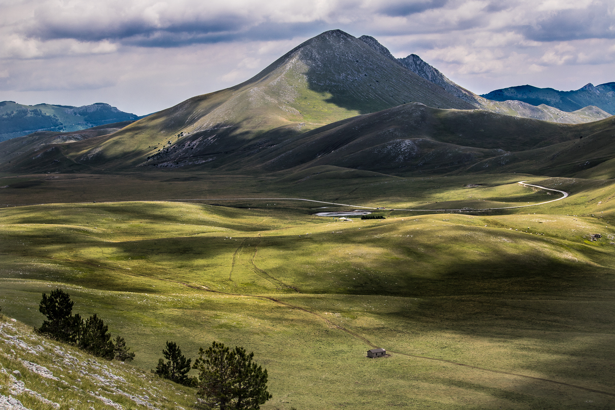Canon EF-S 55-250mm F4-5.6 IS STM sample photo. Campoimperatore - italiantibet photography