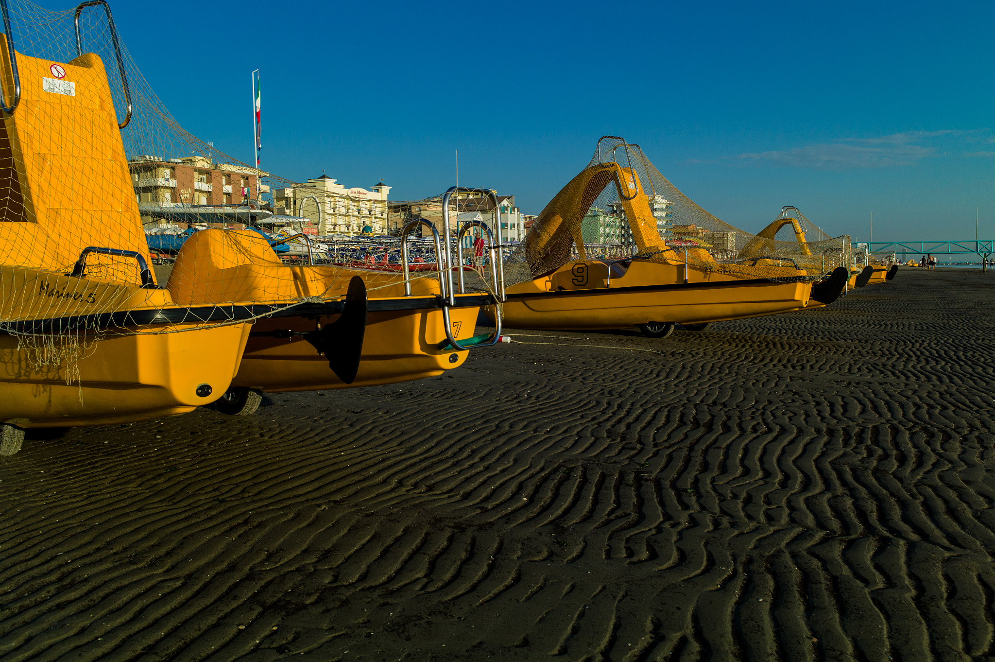 Elmarit-M 28mm f/2.8 (IV) sample photo. Bellaria - low tide photography