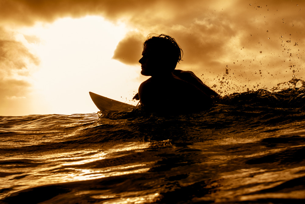 Nikon D200 + Nikon AF-S Nikkor 50mm F1.8G sample photo. Evening surfing session photography