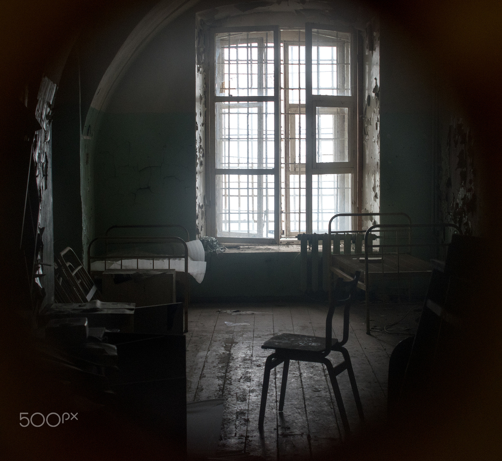 Nikon AF-S DX Micro Nikkor 40mm F2.8 sample photo. View inside a abandoned prison photography