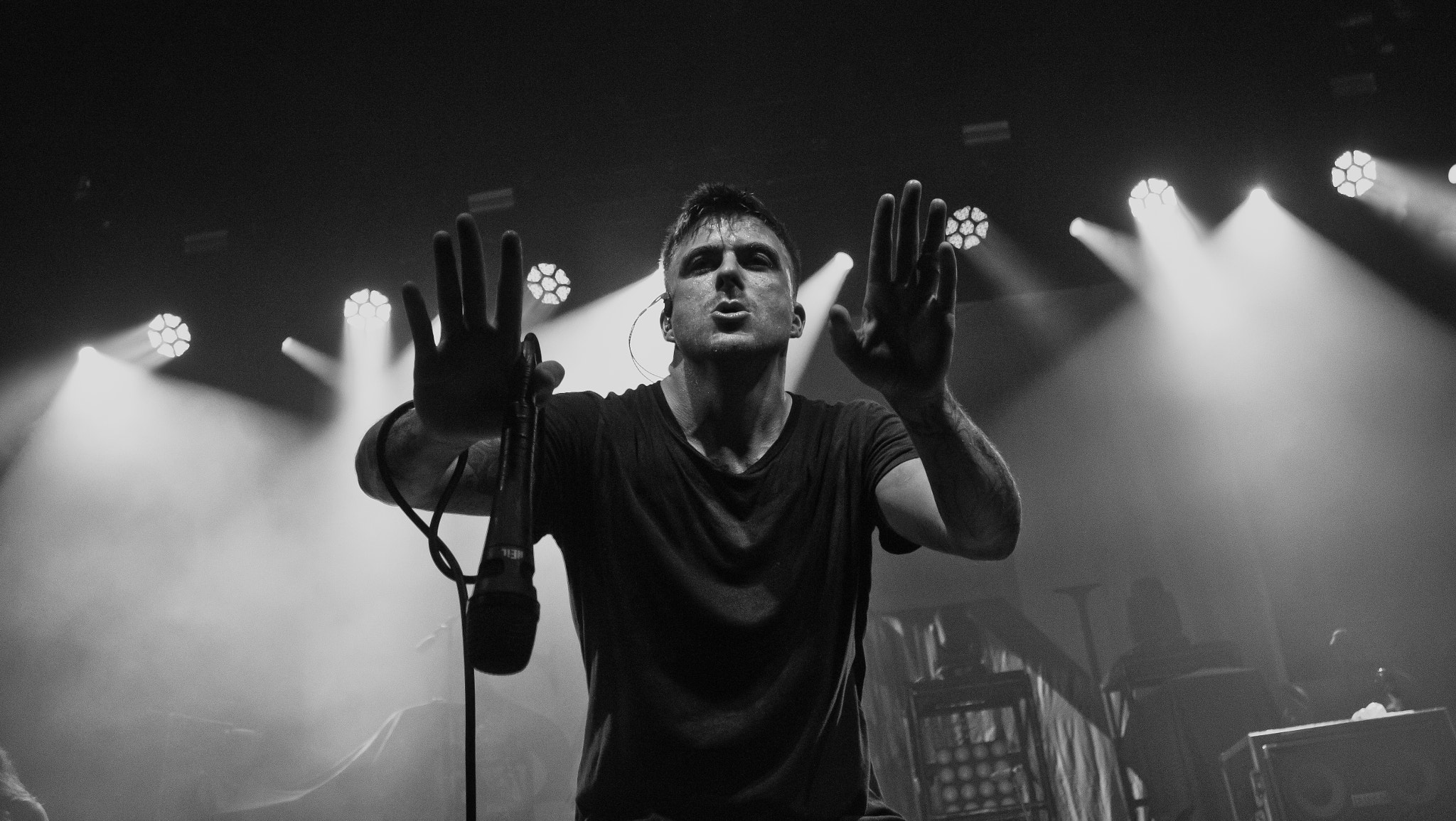 Canon EF-S 18-55mm F3.5-5.6 IS sample photo. Anthony green of saosin photography