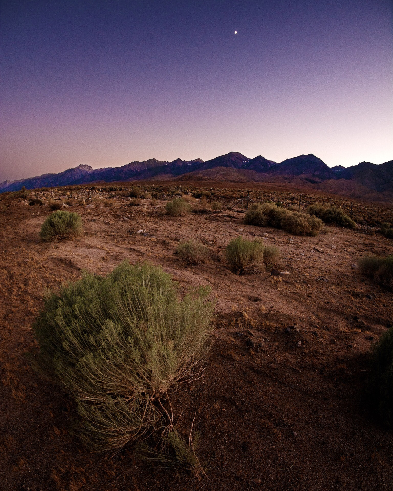 Nikon AF DX Fisheye-Nikkor 10.5mm F2.8G ED sample photo. Sunset in the eastern sierras photography
