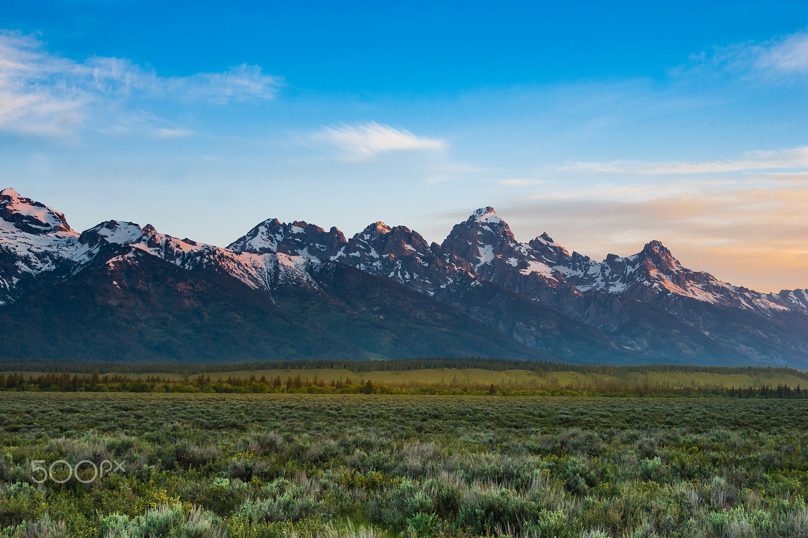Canon EOS-1D Mark II sample photo. Sunrise on the grand tetons 9981 photography