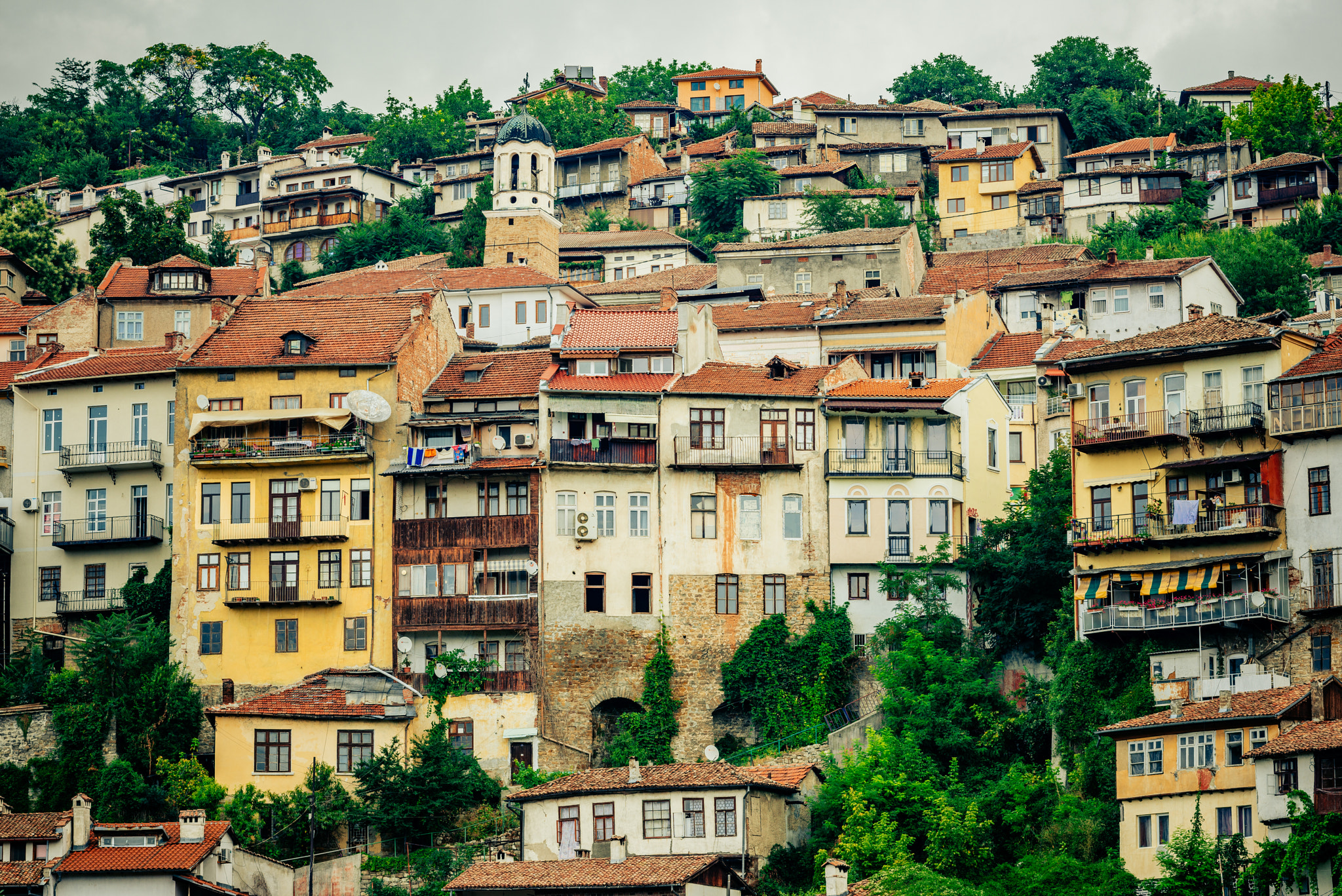 Nikon AF-Nikkor 80-200mm F2.8D ED sample photo. View of veliko tarnovo, a city in north central bulgaria photography