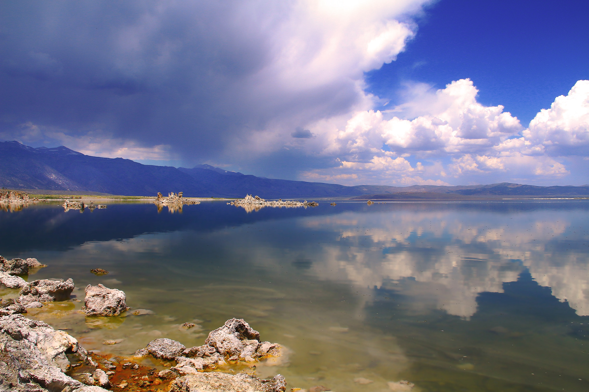 Canon EOS 700D (EOS Rebel T5i / EOS Kiss X7i) + Canon EF 22-55mm f/4-5.6 USM sample photo. Mono lake, ca photography