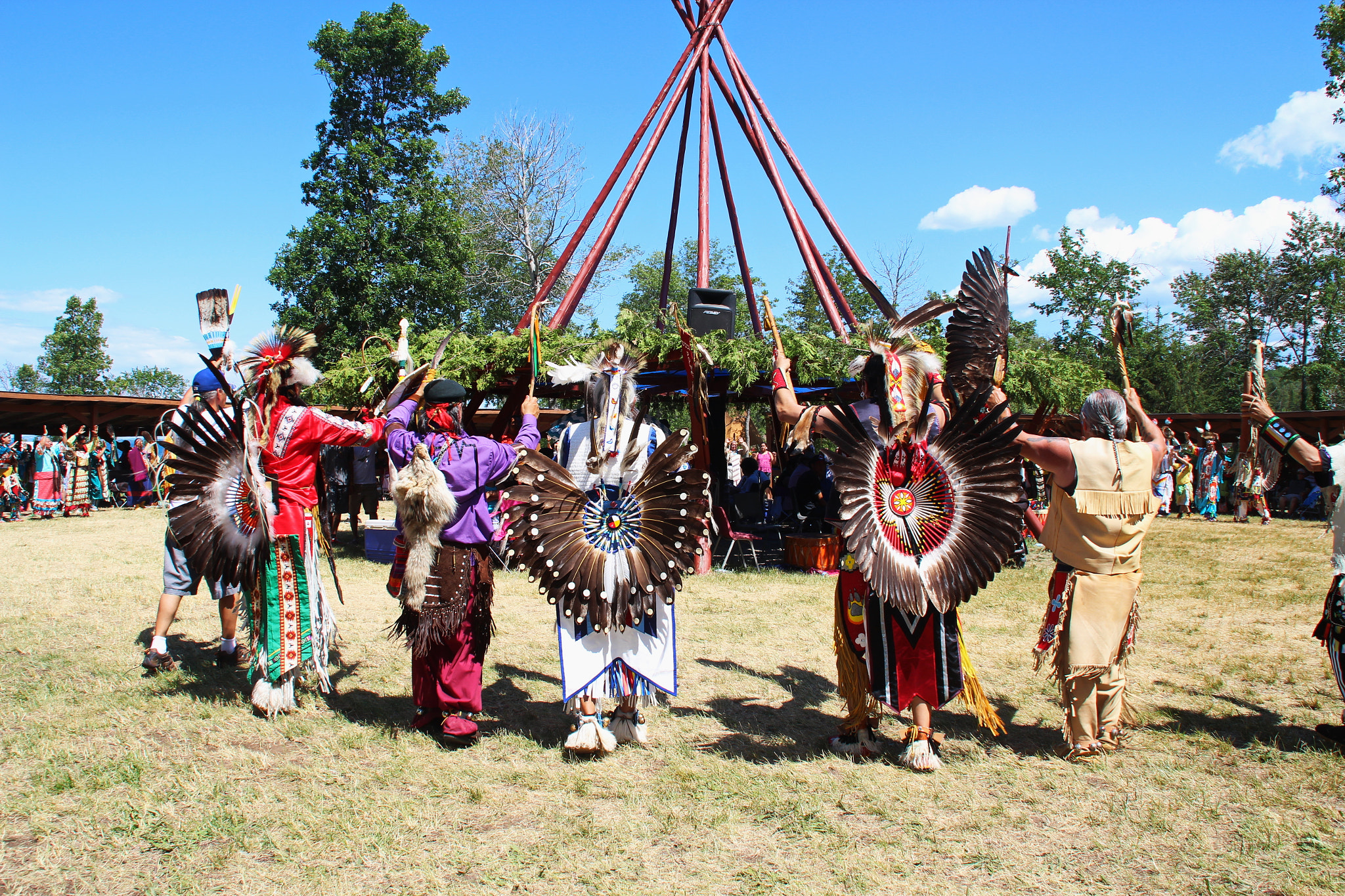 Canon EOS 650D (EOS Rebel T4i / EOS Kiss X6i) sample photo. Pow wow dance contest photography