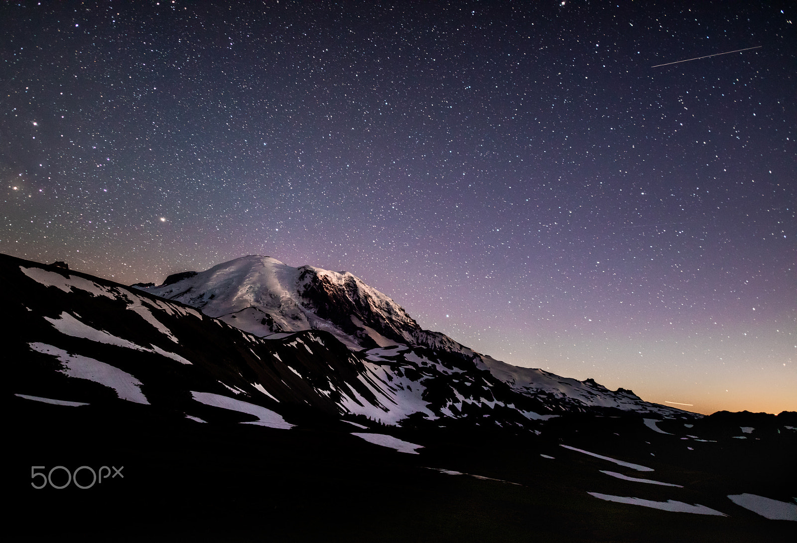 Canon EOS 5DS R + Sigma 20mm F1.4 DG HSM Art sample photo. Rainier and the stars photography