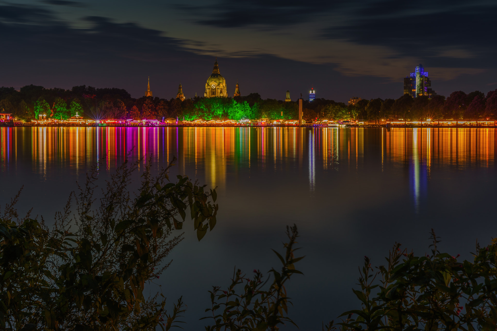 Tamron 18-270mm F3.5-6.3 Di II PZD sample photo. #hannover maschseefest photography