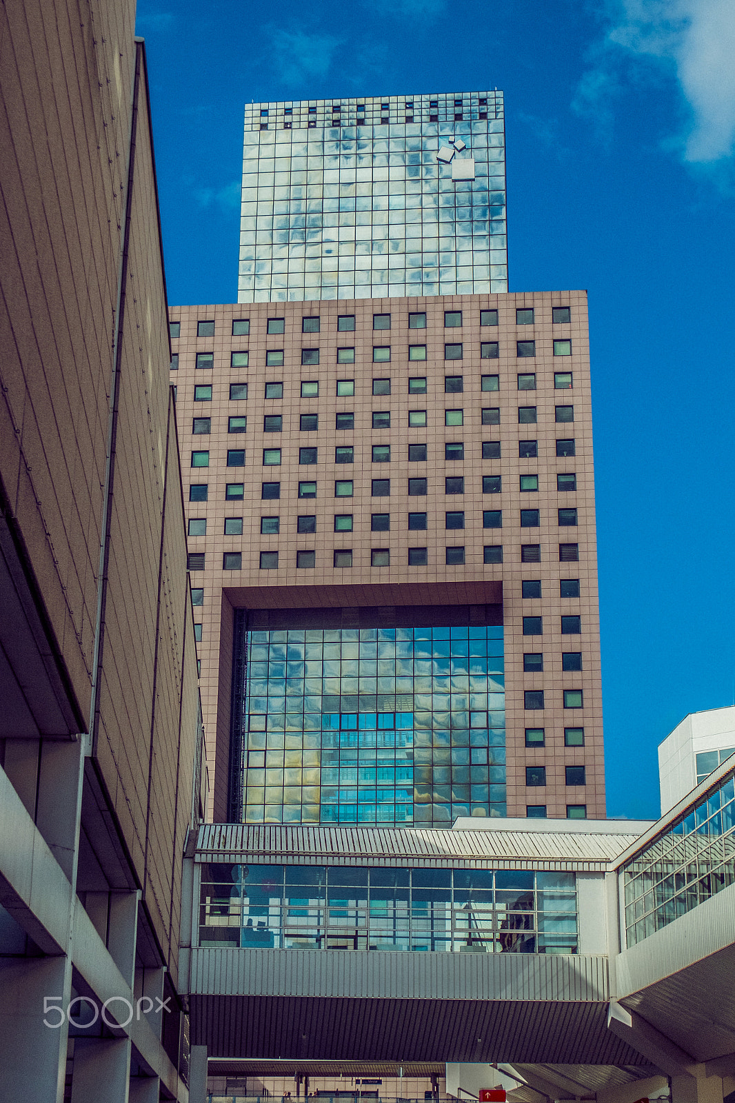 Fujifilm XC 16-50mm F3.5-5.6 OIS sample photo. Messegelände, frankfurt am main photography