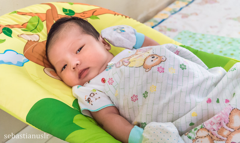 Samsung NX 20-50mm F3.5-5.6 ED sample photo. Baby 7 photography