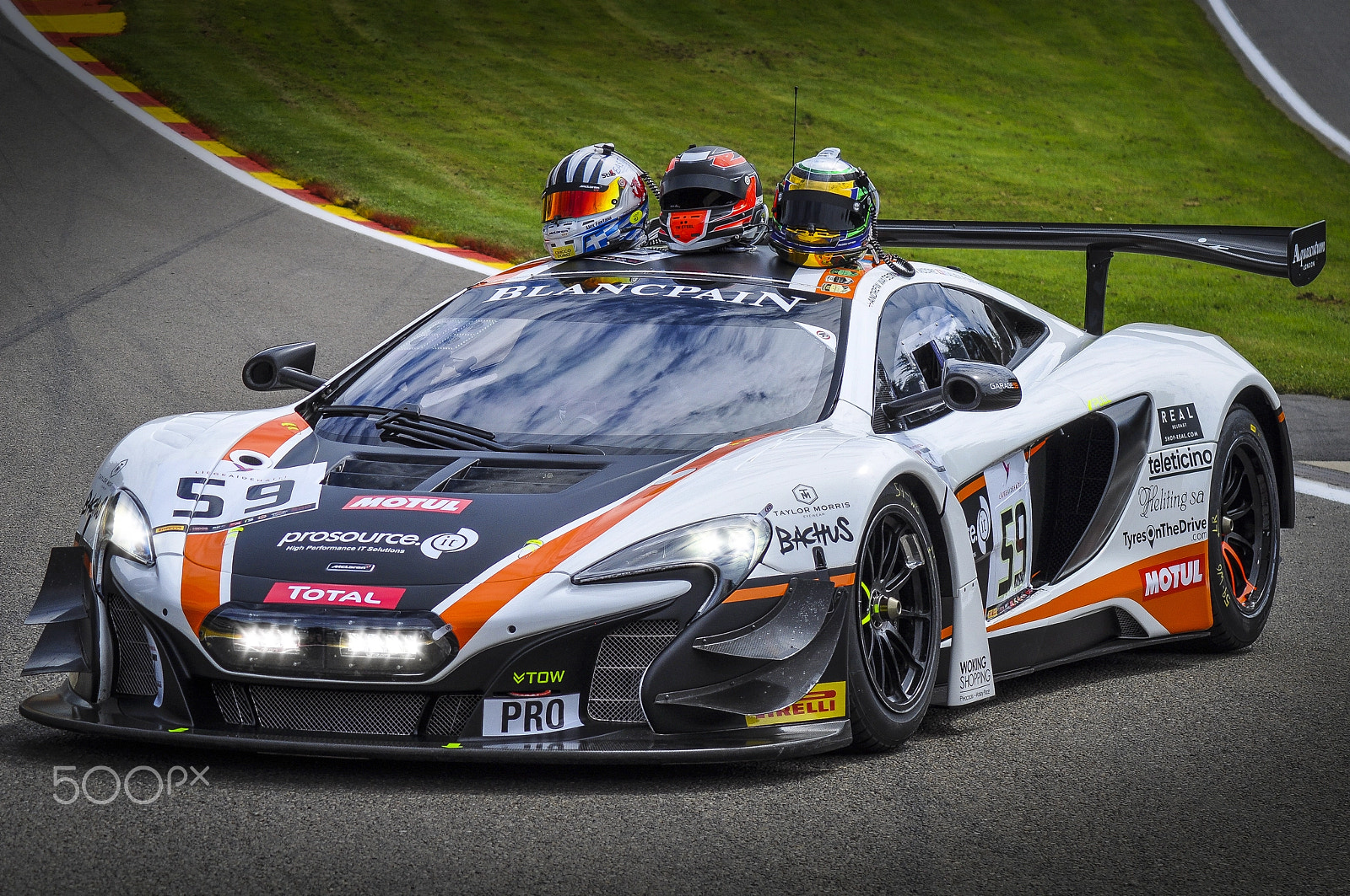 Nikon D5000 sample photo. Mclaren 650s gt3 photography