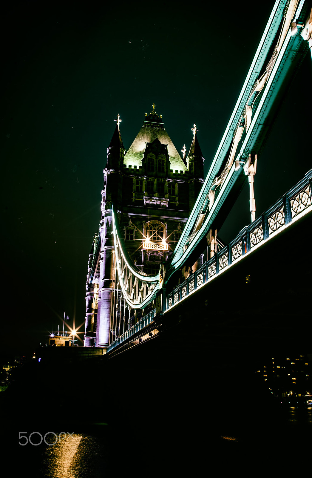 Nikon D600 + Sigma 17-35mm F2.8-4 EX Aspherical sample photo. Tower bridge photography