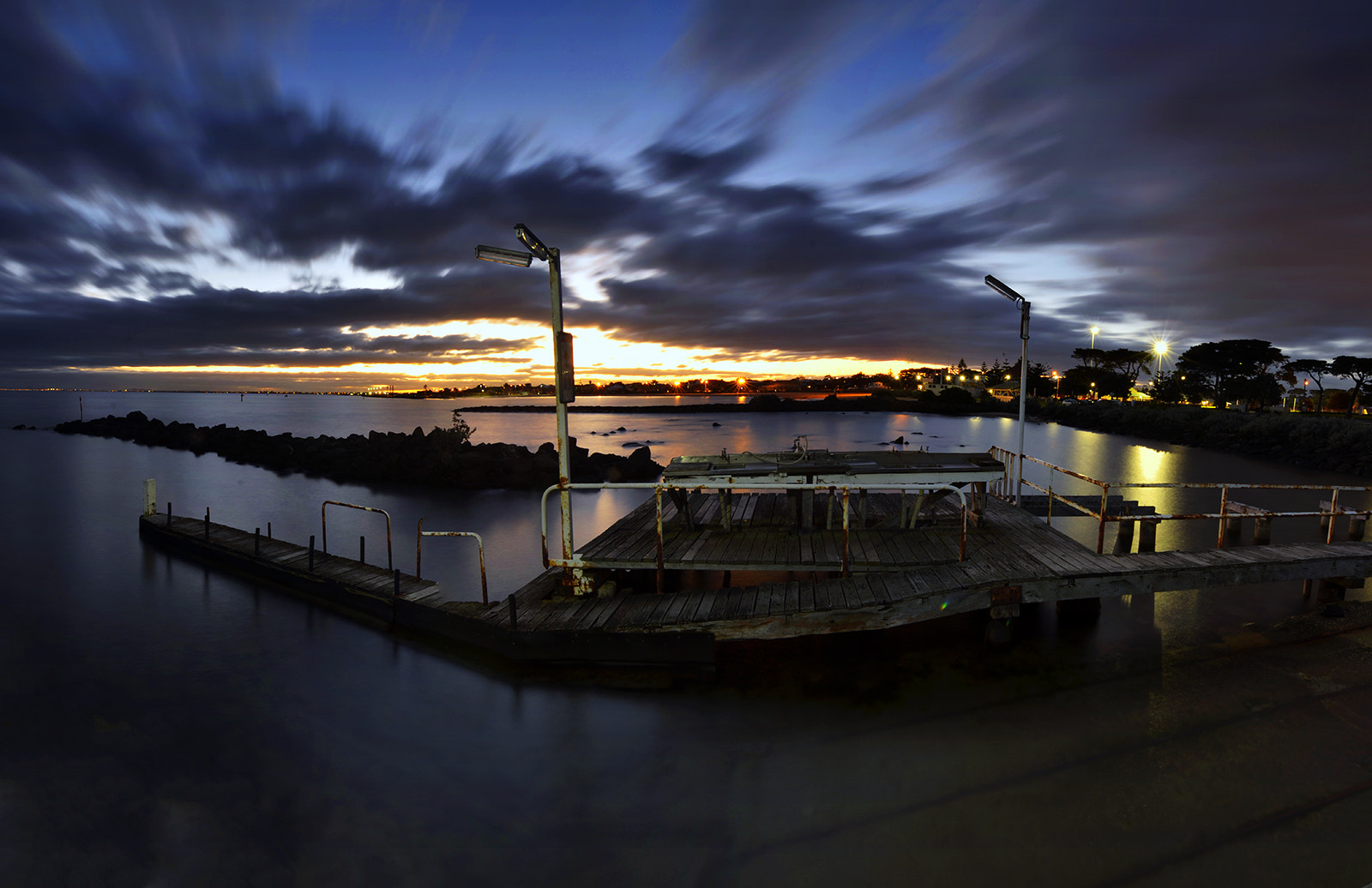 Nikon AF-S Nikkor 14-24mm F2.8G ED sample photo. Port williamstown photography
