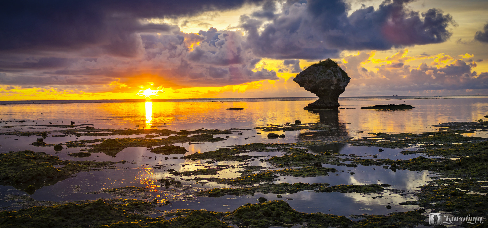 Pentax K-5 II + Pentax smc FA 31mm F1.8 AL Limited sample photo. Okinawa sunset photography