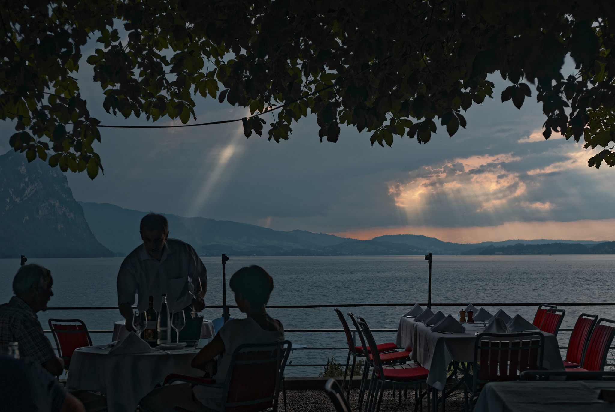 Nikon D750 + AF Zoom-Nikkor 35-70mm f/2.8D sample photo. Dinner at sunset photography