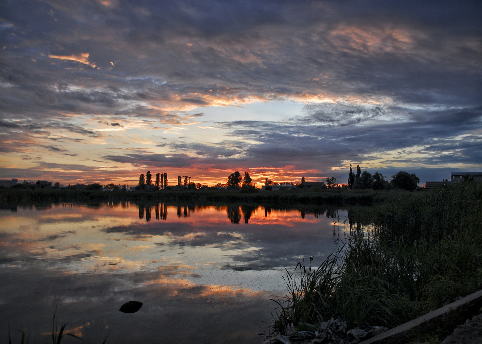 Sigma 18-200mm F3.5-6.3 DC sample photo. If the future isn't bright at least it's colorful photography