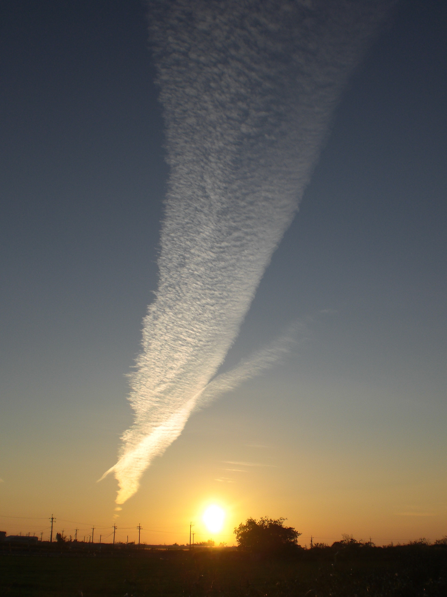 CASIO EX-Z77 sample photo. Cool clouds photography