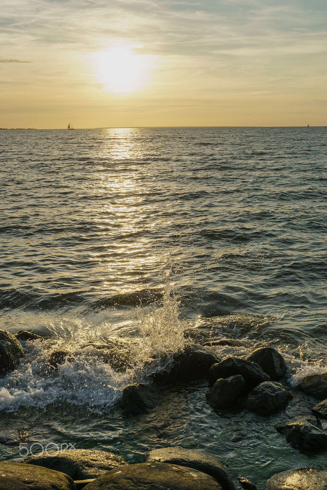 Sony a6000 + Sony FE 28-70mm F3.5-5.6 OSS sample photo. Sunset over the baltic sea photography