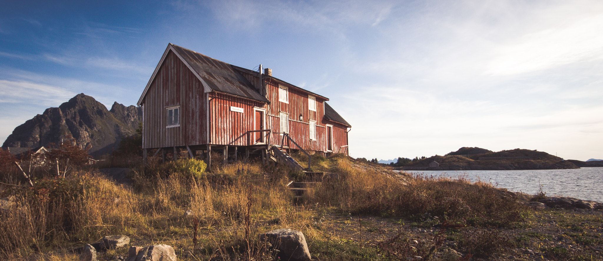Canon EOS 450D (EOS Rebel XSi / EOS Kiss X2) + Sigma 10-20mm F4-5.6 EX DC HSM sample photo. Lofoten.jpg photography