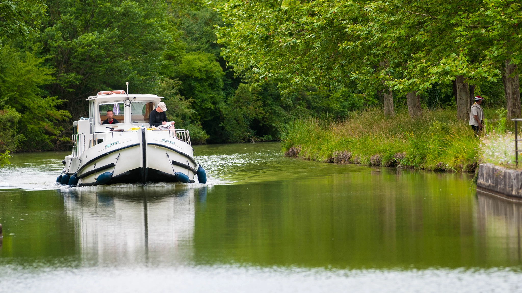 AF-S Zoom-Nikkor 80-200mm f/2.8D IF-ED sample photo. Canal du midi photography