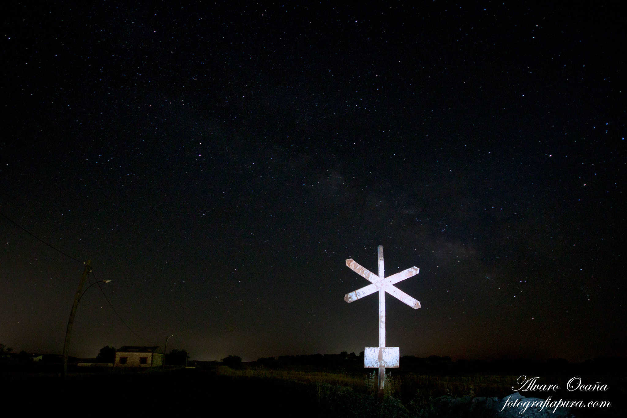 Canon EOS 500D (EOS Rebel T1i / EOS Kiss X3) + Sigma 10-20mm F4-5.6 EX DC HSM sample photo. Pursued by walkers seeking the milky way photography